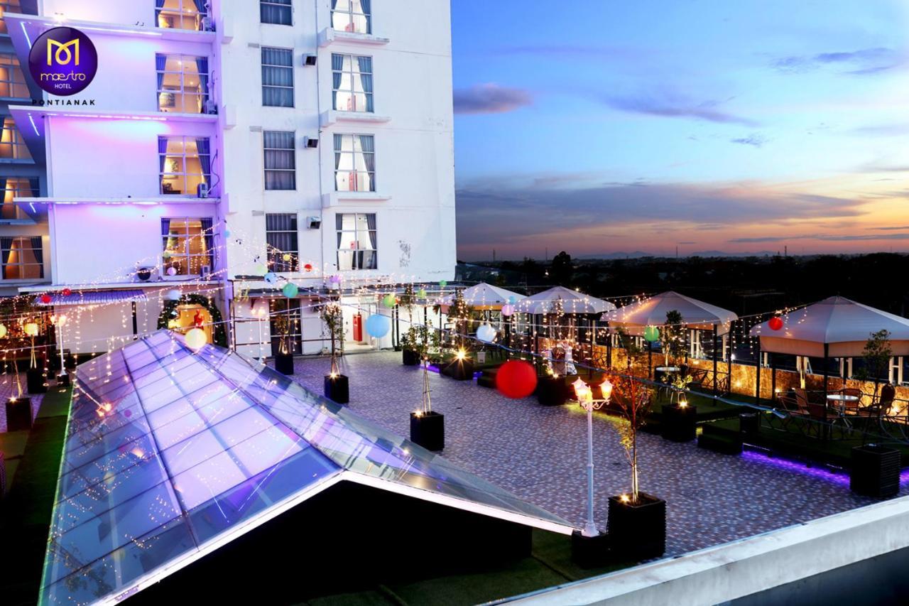 Maestro Hotel Kota Baru Pontianak Buitenkant foto